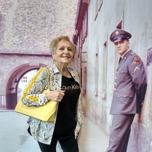 Meet your Posher, Sallye